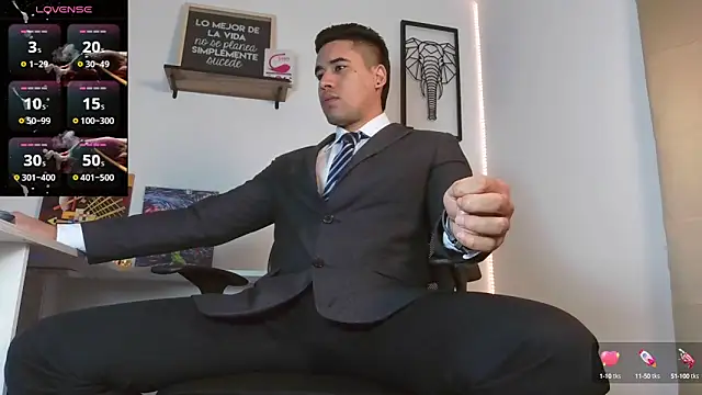 Snapshot of Thonydupont chatting on March 13, 2025, 12:48 am Thonydupont online show from March 13, 2025, 12:48 am