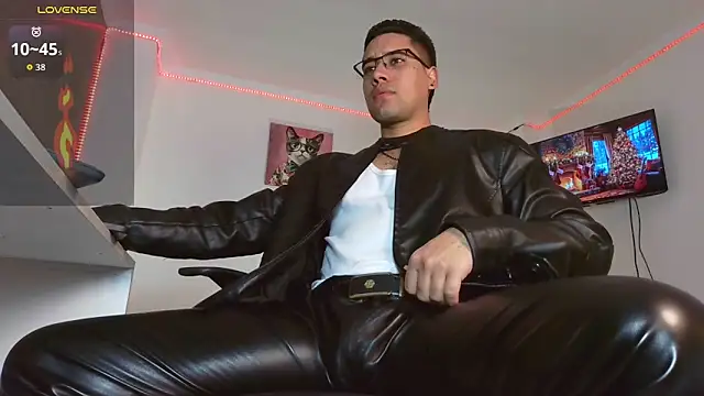 Snapshot of Thonydupont chatting on December 22, 2025, 11:24 pm Thonydupont online show from December 22, 2025, 11:24 pm