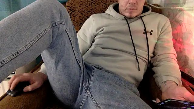 KristiDan online show from November 30, 2025, 7:29 pm