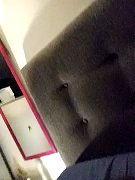 lenka 24 online show from October 13, 2025, 1:49 am