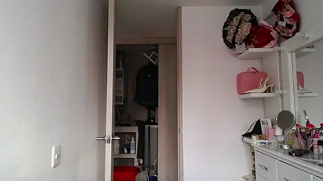 Barbie girl 69 online show from June 26, 2026, 12:09 pm