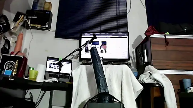 Snapshot of flex_cam chatting on September 9, 2025, 10:42 pm flex cam online show from September 9, 2025, 10:42 pm