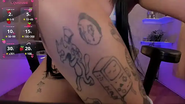 Snapshot of mia_catt05 chatting on February 26, 2025, 9:53 am mia catt05 online show from February 26, 2025, 9:53 am