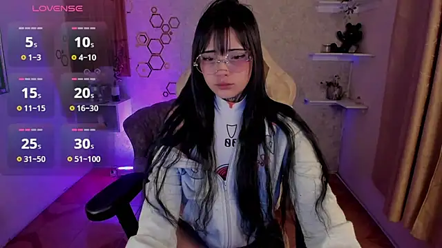 Snapshot of mia_catt05 chatting on September 28, 2025, 6:19 am mia catt05 online show from September 28, 2025, 6:19 am