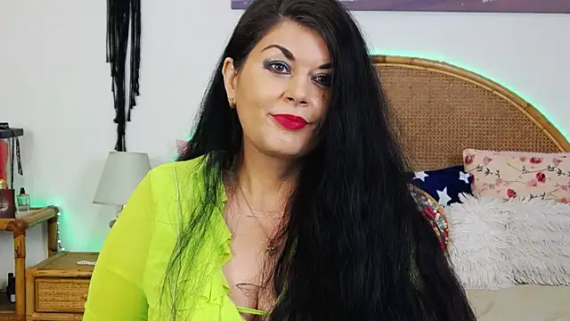 EllenGrace online show from January 4, 2025, 2:03 am