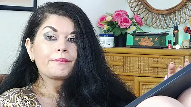 EllenGrace online show from March 18, 2025, 12:49 am