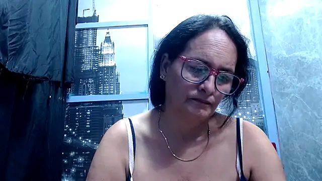 Nastylatinaxxx online show from December 22, 2025, 9:56 pm