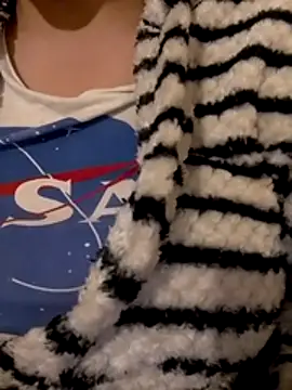 Zanoba-16 online show from March 4, 2026, 5:52 pm