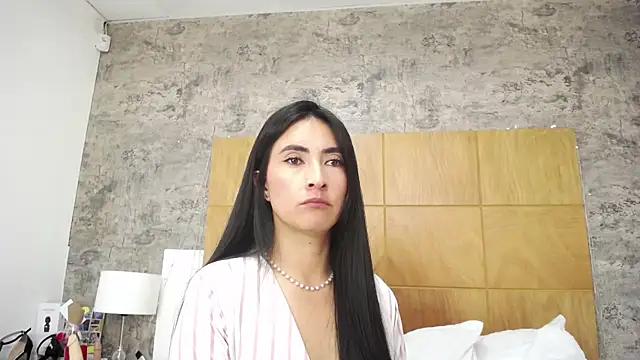 Snapshot of JainaRogers chatting on November 15, 2025, 5:53 pm JainaRogers online show from November 15, 2025, 5:53 pm