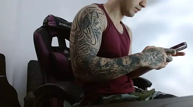 Sisoyalejo420 online show from February 18, 2025, 2:16 pm