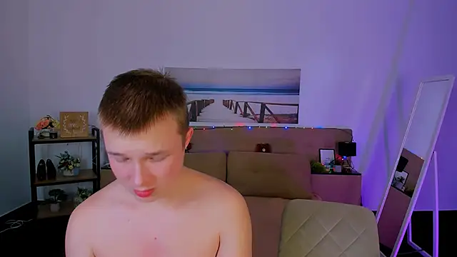 Snapshot of _Olli__Stiw_ chatting on December 15, 2024, 2:30 am Olli Stiw online show from December 15, 2024, 2:30 am