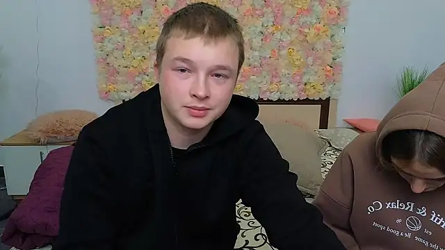 Snapshot of _Olli__Stiw_ chatting on September 28, 2025, 6:52 am Olli Stiw online show from September 28, 2025, 6:52 am