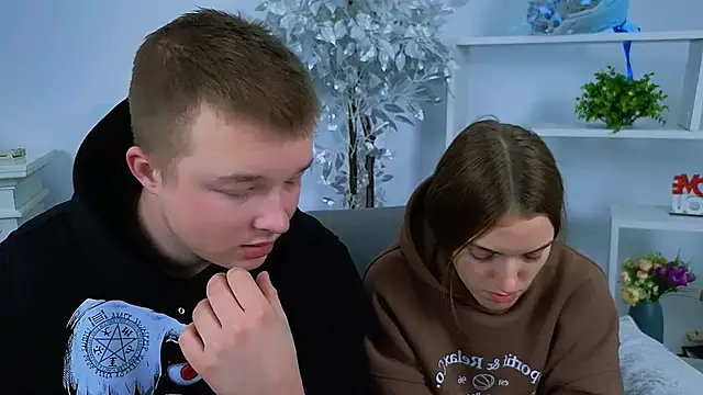 Snapshot of _Olli__Stiw_ chatting on October 26, 2025, 7:03 am Olli Stiw online show from October 26, 2025, 7:03 am