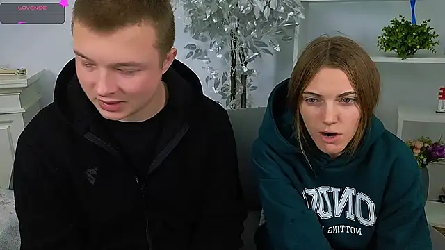 Snapshot of _Olli__Stiw_ chatting on October 27, 2025, 7:34 am Olli Stiw online show from October 27, 2025, 7:34 am