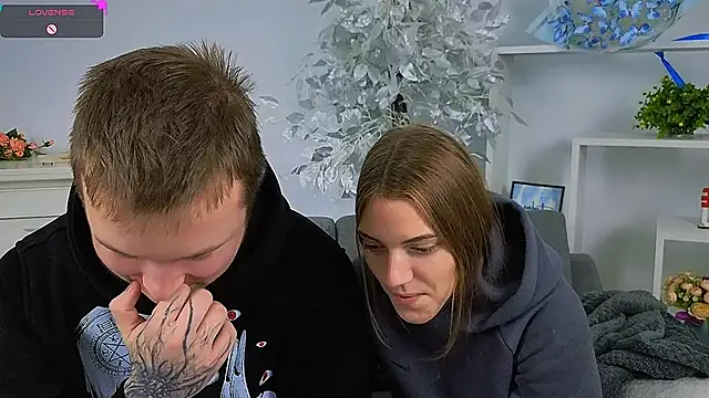 Snapshot of _Olli__Stiw_ chatting on November 10, 2025, 8:35 am Olli Stiw online show from November 10, 2025, 8:35 am