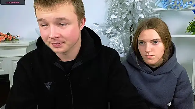 Snapshot of _Olli__Stiw_ chatting on November 18, 2025, 8:52 am Olli Stiw online show from November 18, 2025, 8:52 am