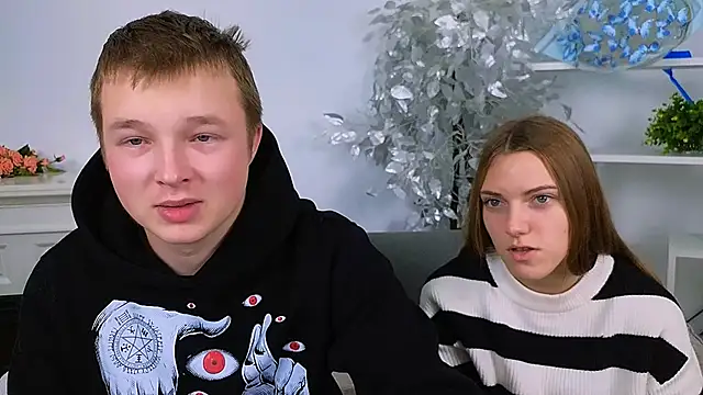 Snapshot of _Olli__Stiw_ chatting on November 22, 2025, 8:57 am Olli Stiw online show from November 22, 2025, 8:57 am