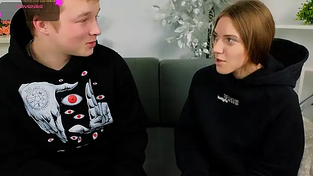 Snapshot of _Olli__Stiw_ chatting on November 27, 2025, 8:16 am Olli Stiw online show from November 27, 2025, 8:16 am