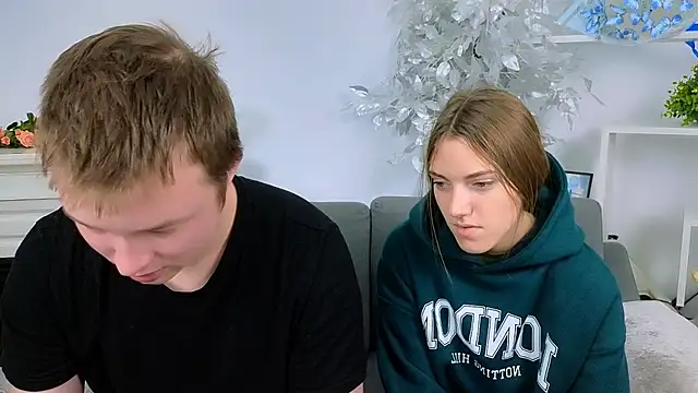 Snapshot of _Olli__Stiw_ chatting on November 30, 2025, 8:07 am Olli Stiw online show from November 30, 2025, 8:07 am