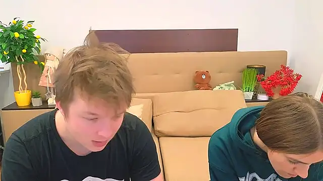  Olli  Stiw  online show from March 4, 2026, 8:31 am