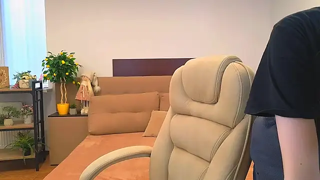  Olli  Stiw  online show from March 9, 2026, 9:46 am