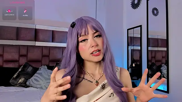 AnnieNasty online show from June 18, 2026, 2:43 pm