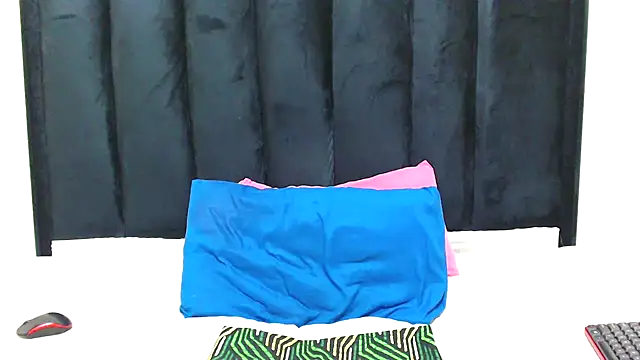 Snapshot of EBONY_WILD_ASS chatting on May 8, 2026, 1:11 am EBONY WILD ASS online show from May 8, 2026, 1:11 am