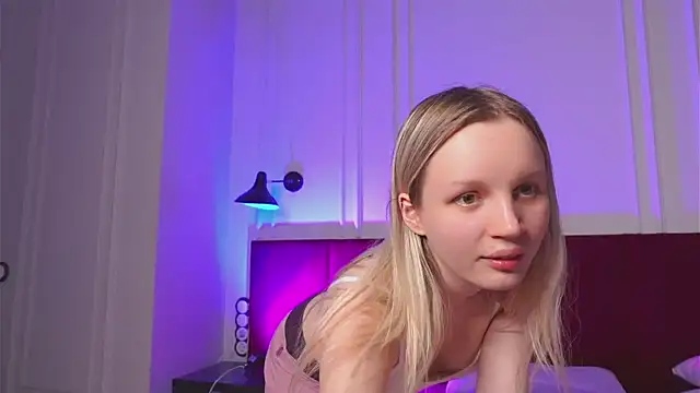 Snapshot of Beatrica_Klein chatting on January 20, 2025, 5:27 pm Beatrica Klein online show from January 20, 2025, 5:27 pm