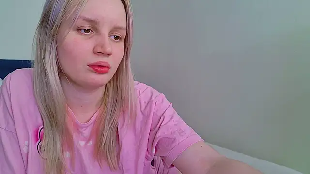 Beatrica Klein online show from April 4, 2026, 3:20 pm