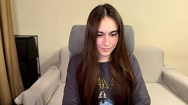 AliceKolltt online show from March 6, 2026, 8:27 pm