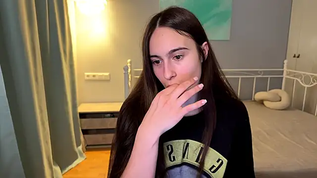 AliceKolltt online show from June 28, 2026, 8:59 pm