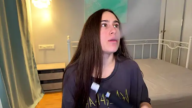 AliceKolltt online show from July 20, 2026, 7:55 am