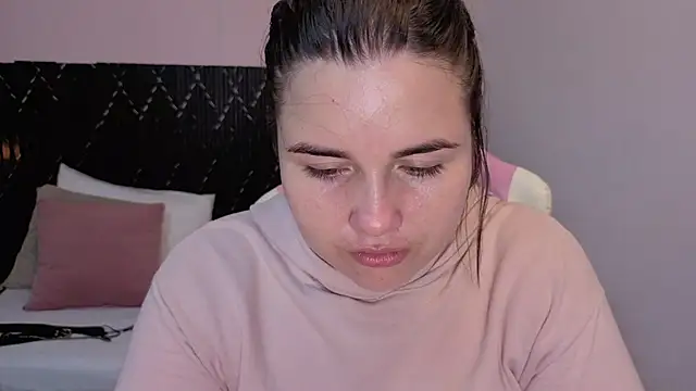 Snapshot of Aabby_lee chatting on May 19, 2026, 6:58 pm Aabby lee online show from May 19, 2026, 6:58 pm