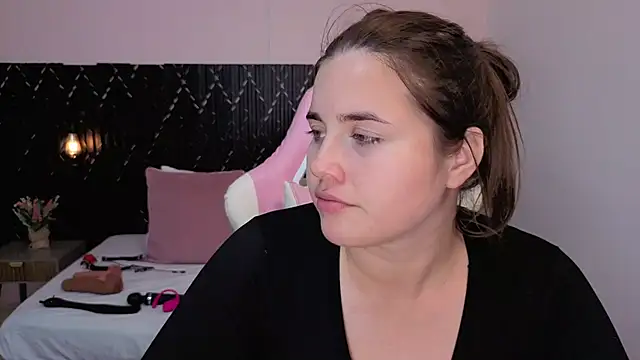 Snapshot of Aabby_lee chatting on May 23, 2026, 7:07 pm Aabby lee online show from May 23, 2026, 7:07 pm
