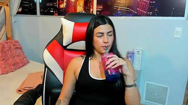 Kendall Sophy online show from March 10, 2025, 7:50 pm