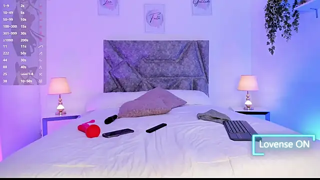 Snapshot of emilycat_777 chatting on November 5, 2025, 3:50 am emilycat 777 online show from November 5, 2025, 3:50 am