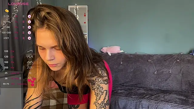 Snapshot of HumbleJess chatting on May 3, 2026, 2:34 pm HumbleJess online show from May 3, 2026, 2:34 pm