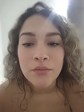 Snapshot of Sara_smiiith211 chatting on April 24, 2026, 3:03 pm Sara smiiith211 online show from April 24, 2026, 3:03 pm