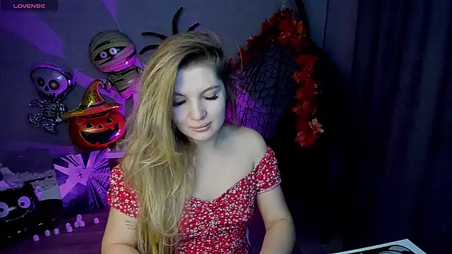 lily williamss online show from October 23, 2025, 12:21 am