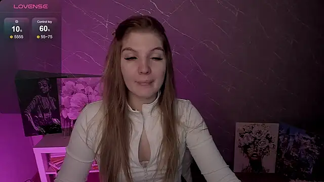 Snapshot of lily_williamss chatting on May 19, 2026, 1:56 am lily williamss online show from May 19, 2026, 1:56 am