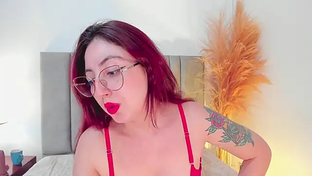 Snapshot of Emilywatsonn chatting on January 9, 2025, 2:51 pm Emilywatsonn online show from January 9, 2025, 2:51 pm