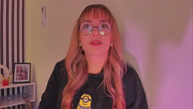 Samaantha-White online show from January 13, 2026, 11:59 am