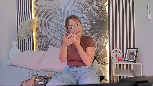 Samaantha-White online show from February 12, 2026, 11:38 am