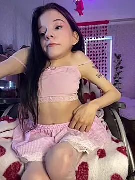 MiniSophiaa online show from March 17, 2025, 7:57 am