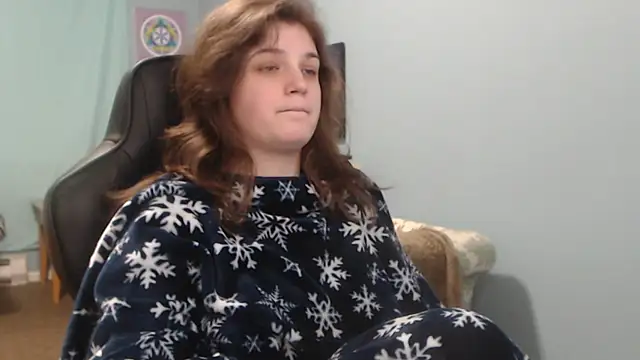 TreeJeanne online show from February 7, 2025, 4:16 am