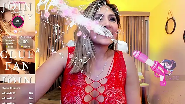 Melanie silver  online show from December 3, 2024, 9:23 pm