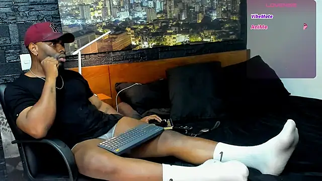 Snapshot of thomas_santtos1 chatting on February 5, 2025, 12:31 am thomas santtos1 online show from February 5, 2025, 12:31 am