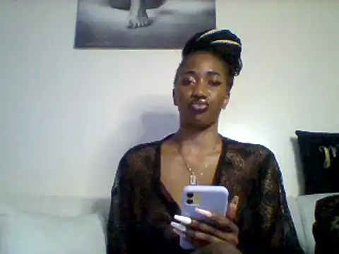 Snapshot of Queeen_model chatting on January 25, 2025, 10:50 pm Queeen model online show from January 25, 2025, 10:50 pm