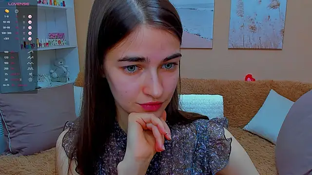 Snapshot of AstoriyaNight chatting on February 7, 2025, 2:58 pm AstoriyaNight online show from February 7, 2025, 2:58 pm