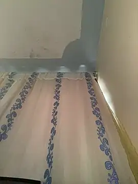 Cherrytowild online show from March 21, 2025, 8:28 am